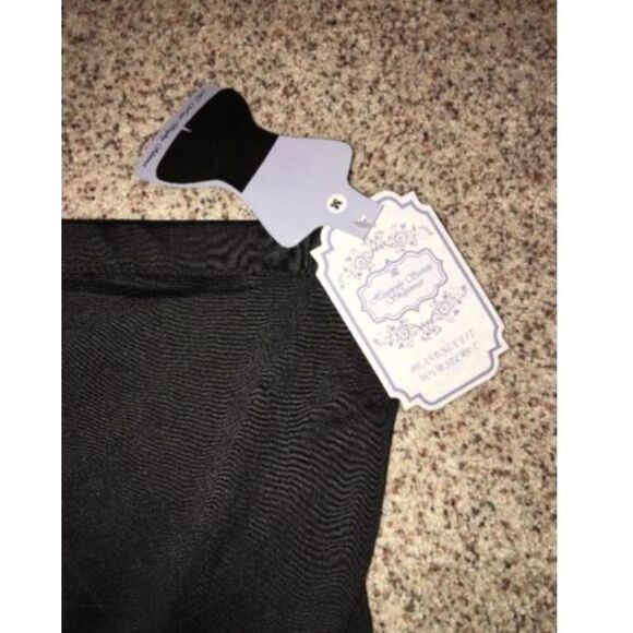 Heavenly Secrets Shapewear Size Medium Boyleg NWT - Picture 2 of 3